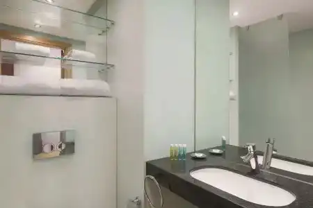 Ramada Encore By Wyndham Tangier - 18