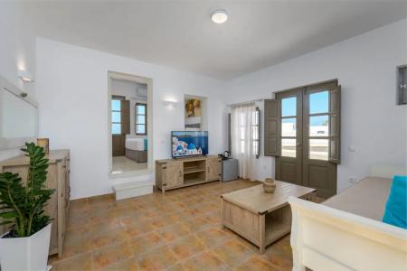 En Plo Boutique Suites Oia Santorini - 55