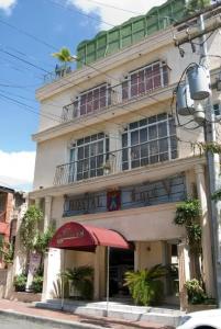 Luis V Santo Domingo - 0