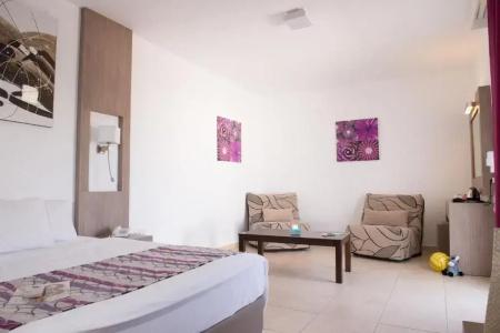 New Famagusta & Suites - 42