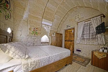 Maccan Cave - 98