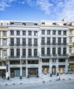 Hubert Grand Place - 0