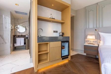 Mayla Golden Horn - 30