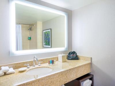 Astor Crowne Plaza New Orleans French Quarter, Corner of Bourbon and Canal - 71