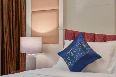 Floral · Dolphin Circle Pattaya - 52