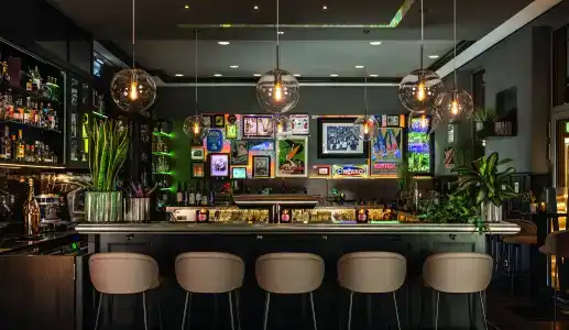 Maximilian’s - 25