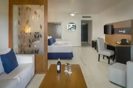 Ocean Blue & Sand Beach Resort - All Inclusive - 69