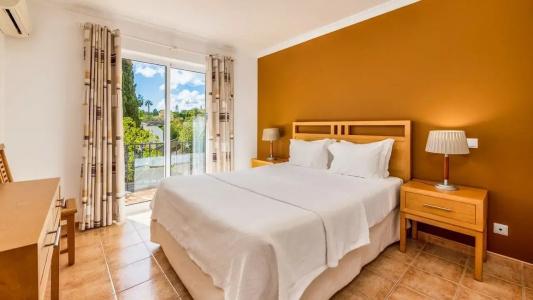 Jardim da Meia Praia Resort - 18