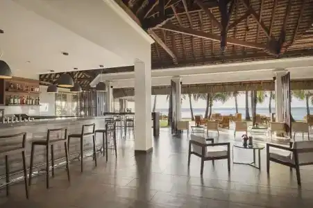 Paradis Beachcomber Golf Resort & Spa - 17
