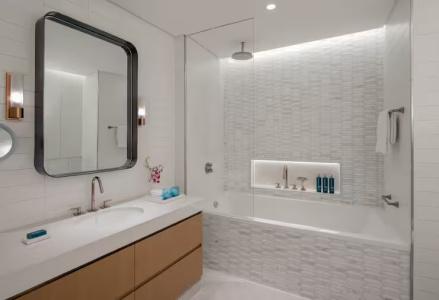 Hilton Creek & Residences - 60