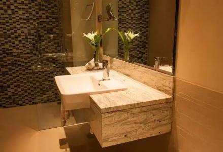 Hilton Dead Sea Resort & Spa - 56