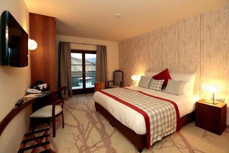 Cascade Resort & Spa - 10