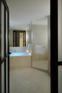 The Bristol by Royal Orchid Management - 40