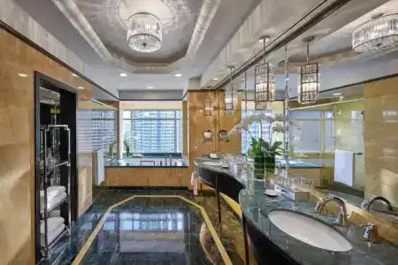 Mandarin Oriental, - 64