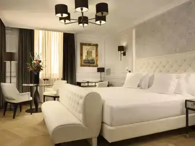 Splendide Royal - Small Luxury Hotels of the World - 48
