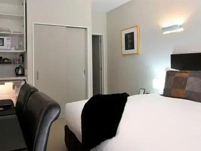 Swiss-Belsuites Pounamu - 40