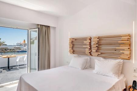Makis Place - 40