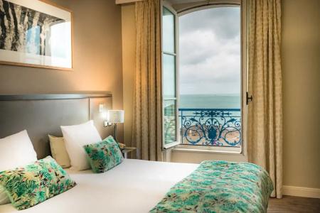 Hôtel de France et Chateaubriand - 50