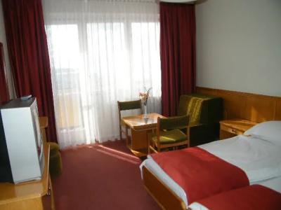 Magistern - 3