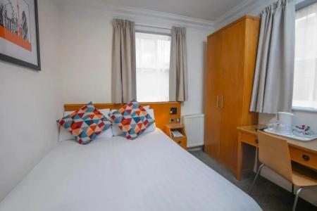 Queensway, Sure Collection by Best Western - 35