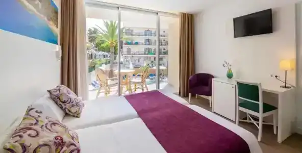 Venecia Paguera - 32