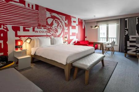 Radisson Red Brussels - 43