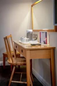 Queensway, Sure Collection by Best Western - 48