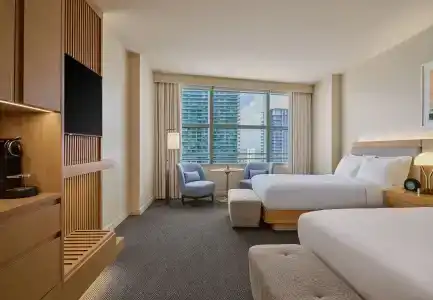 Aka Brickell - 25
