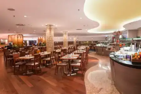 Hilton Diagonal Mar Barcelona - 16