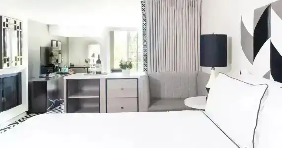 Chamberlain West Hollywood - 32