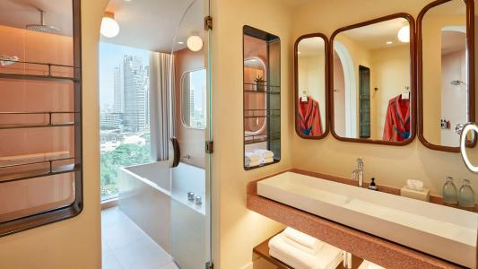 The Standard, Bangkok Mahanakhon - 69