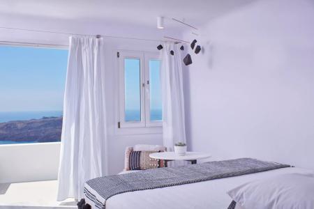Cosmopolitan Suites - Small Luxurys of the World - 28