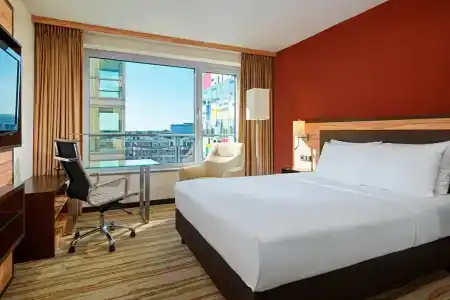 Courtyard by Marriott Duesseldorf Hafen - 18