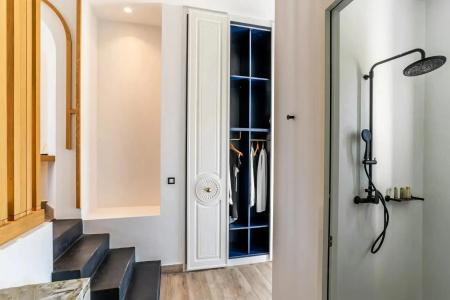 Cresanto Luxury Suites - 103