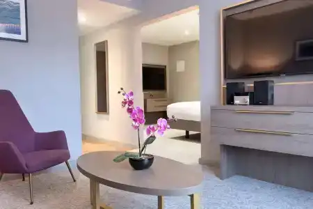 DoubleTree by Hilton London Angel Kings Cross - 86