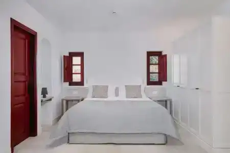 Vedema, a Luxury Collection Resort, Santorini - 4