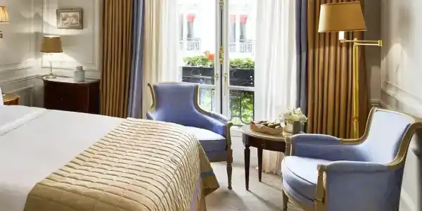 Hôtel Plaza Athénée - Dorchester Collection - 40