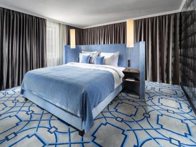 Starlight Suiten Budapest - 12