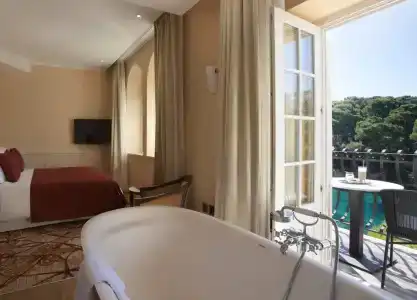 Boutique Alhambra - 83