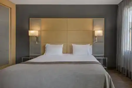 AC Victoria Suites by Marriott - 24