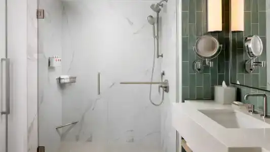 Loews Miami Beach - 41