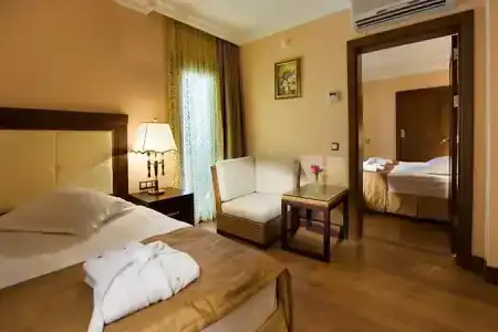 Latanya Park Resort - 55