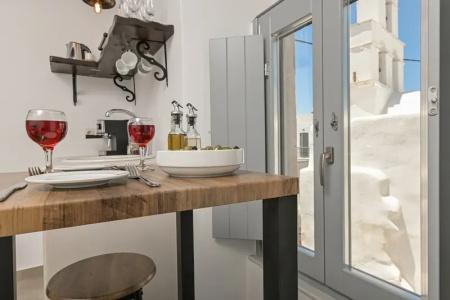 Venetian Suites - 211