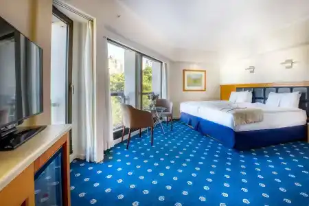 Best Western Plus Konak - 29