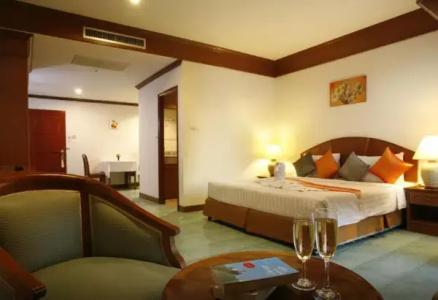 Jiraporn Hill Resort - 27