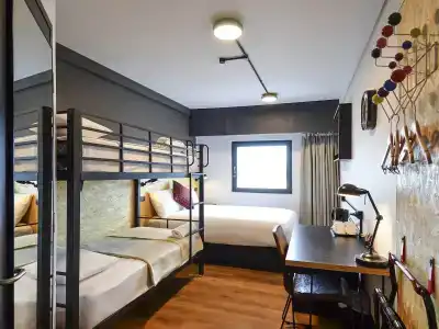 ibis budget East - 24