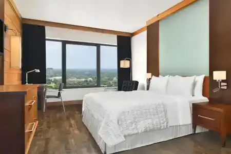 Le Meridien New Delhi - 5
