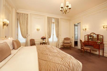 Hôtel Raphael - 51