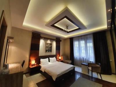 Privilege Suites by Central Park - 43