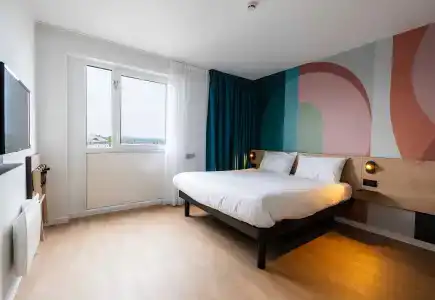 ibis Mons Centre Gare - 33